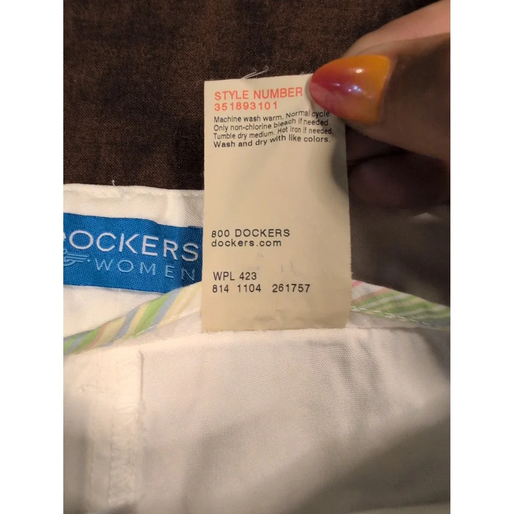 Vintage Dockers Women White Chino Shorts Nouveau Fit Cotton Mid Length Sz 10 y2k